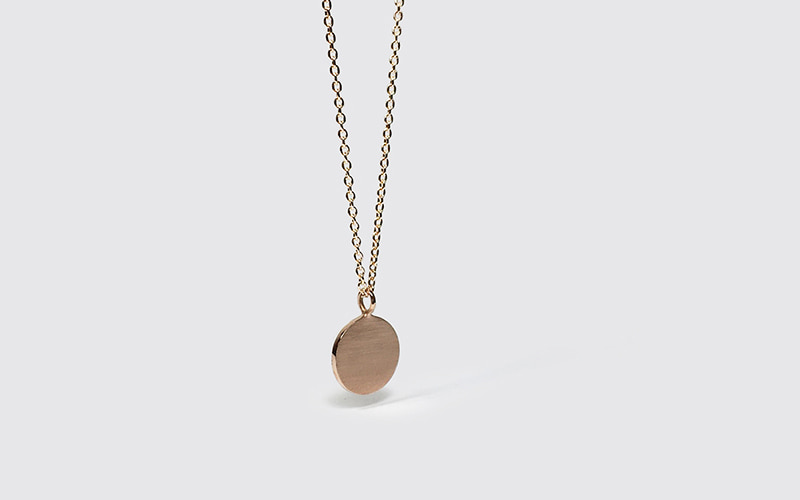 Circle pendant necklace 10mm
