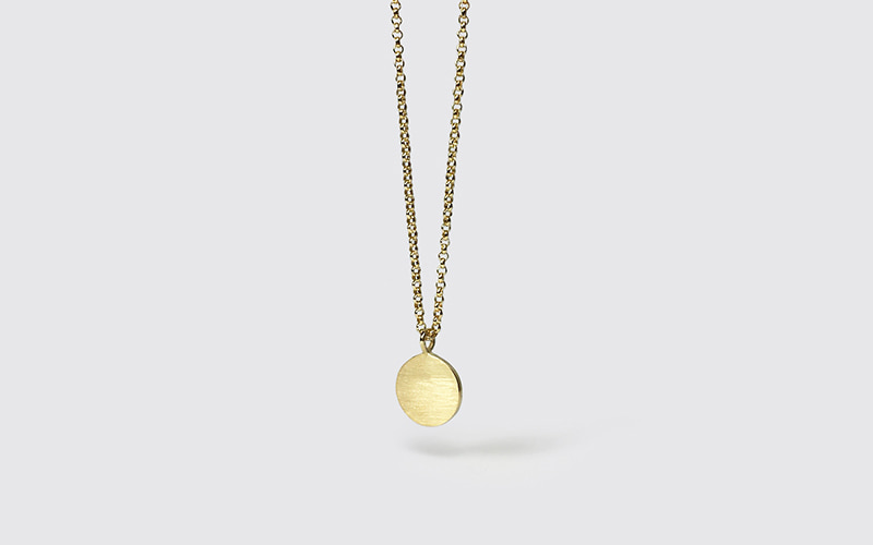 Circle pendant necklace 10mm